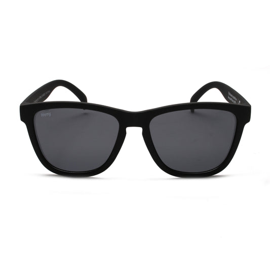 Front view of the black Polarized Original Heny Sunglasses